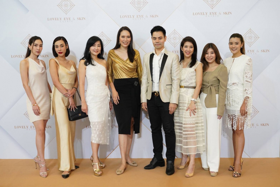 ฉลองครบรอบ 12 ปี ทำตาสองชั้นเทคนิคหมอรวงข้าว ก้าวสู่ความสำเร็จและสร้างมาตรฐานความงามรอบดวงตากับหมอรวงข้าว