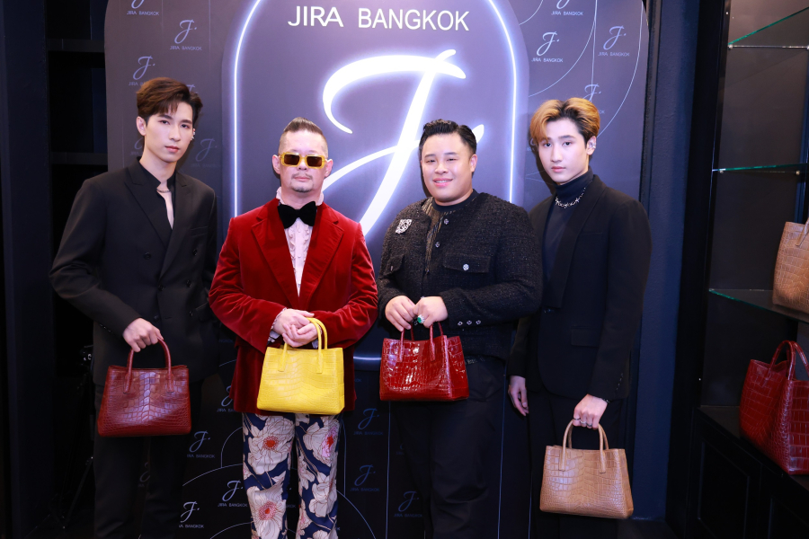 แกรนด์โอเพนนิ่ง Jira Bangkok Flagship Store พร้อมเผยโฉม Neo Voyage คอลเลคชั่น