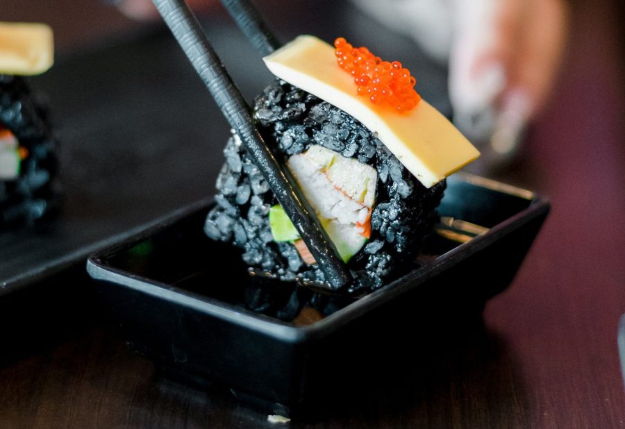 Aladin Sushi & Cafe ชวนชิม ‘ซูชิข้าวดำ’ เมนูใหม่ที่ใครได้ลองต้องติดใจ!