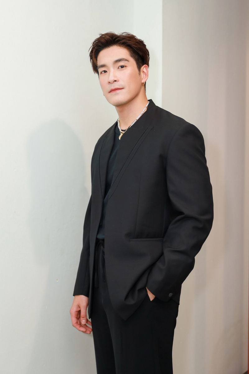 “อาเล็ก – ธีรเดช เมธาวรายุทธ” มารับหน้าที่ฮีเสิร์ฟความช้อปชิลฉ่ำ รับซัมเมอร์ในงาน “ROBINSON HELLO SUMMER CHILL”