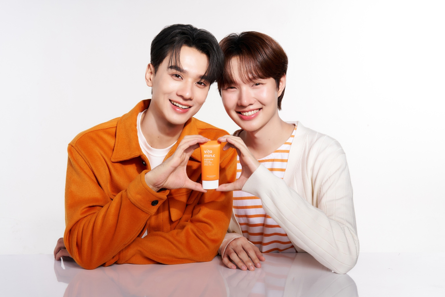 THE FACE SHOP ดึง “เก่ง-น้ำปิง” นั่งแท่นพรีเซนเตอร์ พร้อมเปิดตัว “วิตามิน ไบรท์เทนนิ่ง โทน อัพ ซันสกรีน”
