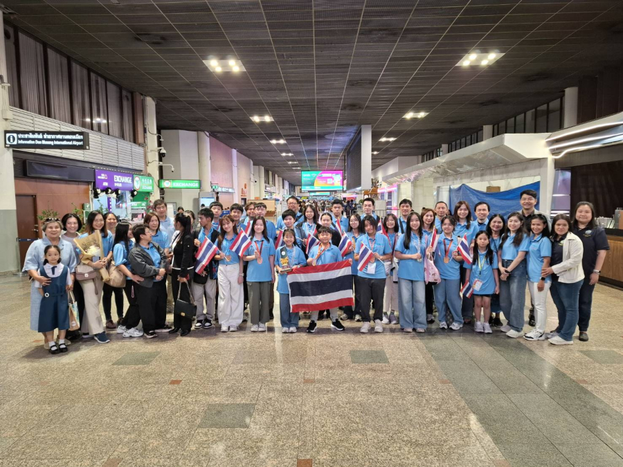 “เด็กไทยคว้า 37 รางวัล เวทีแข่งขันภาษาอังกฤษนานาชาติ ESOLIO 2026 ณ อินโดนีเซีย” สะท้อนความสามารถ-ความมุ่งมั่น ของเยาวชนไทยอย่างภาคภูมิใจ
