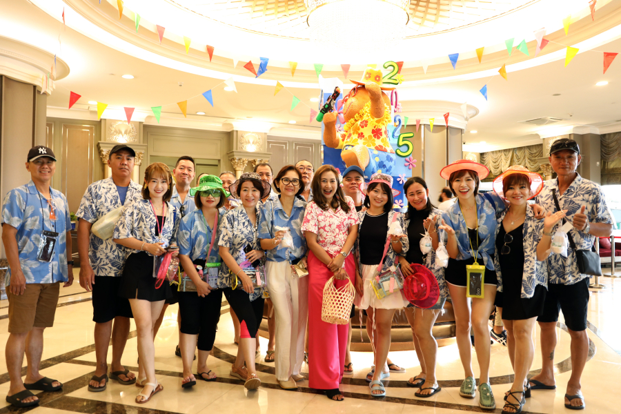 สืบสานประเพณีไทยวันสงกรานต์