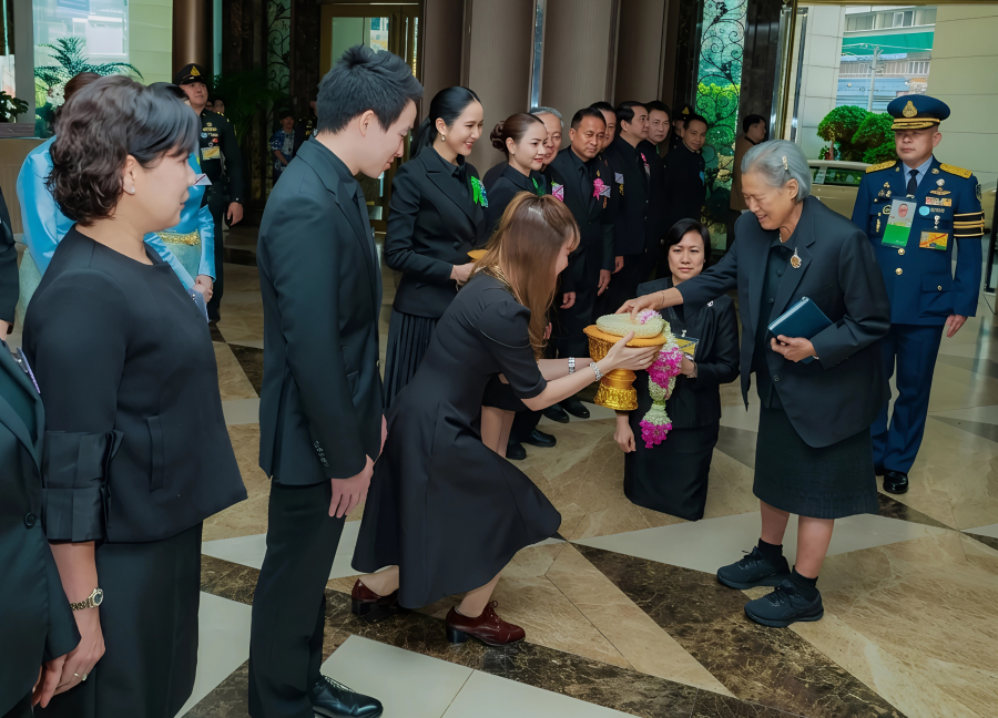 กรมสมเด็จพระเทพฯ เสด็จพระราชดำเนินไปทรงเปิดการ ประชุมเวชศาสตร์วิถีชีวิตและสุขภาวะโลก