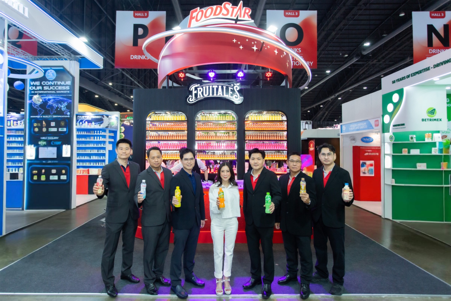 “ฟู้ดสตาร์” สะท้อนภาพแบรนด์สู่คอนเซ็ปต์ “The Universe of FoodStar” ยกขบวนดาวเด่น “ดีโด้” “มิกกุ” และ “มิกกุ อิมมู” ร่วมงาน THAIFEX – ANUGA ASIA 2026                           พร้อมเดินหน้าสร้าง “แบรนด์แห่งทศวรรษ” ในอุตสาหกรรมเครื่องดื่มไทย